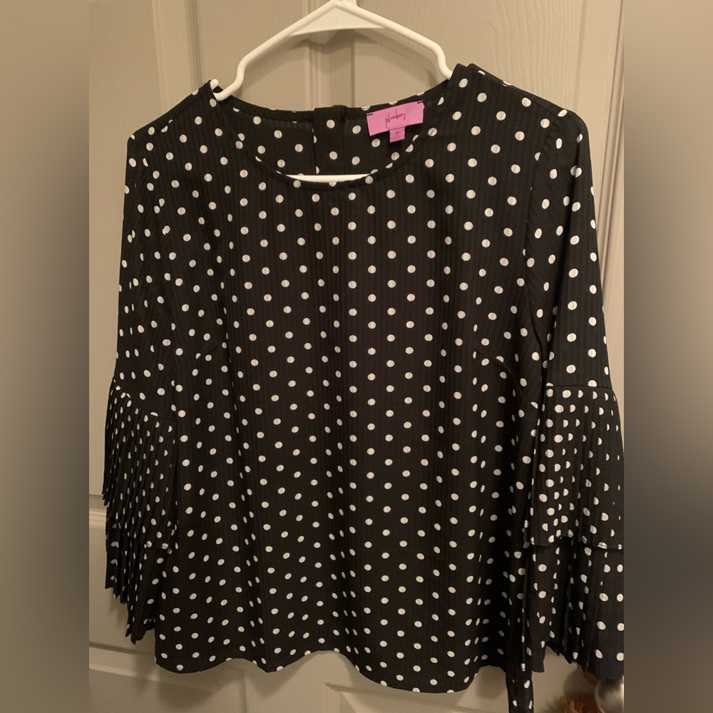 Polka dot vintage top. Used once loved it but not really my style.